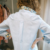 Camicia in Oxford di Cotone Azzurro con Dettagli Liberty